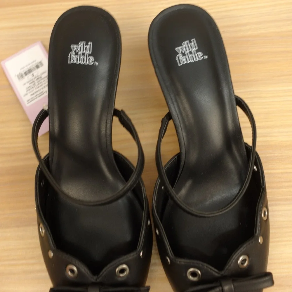 Y2K Coquette Mule Pumps Womens 6 Black Bow Eyelet Kitten Heel Pointed WILD FABLE